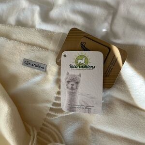 New With Tags! Luxurious 100% Baby Alpaca Scarf - Ultimate Softness